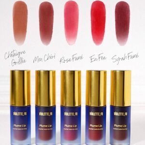 VIOLETTE_FR
PLUME LIP Moisturizing Feather Matte Lip Whip